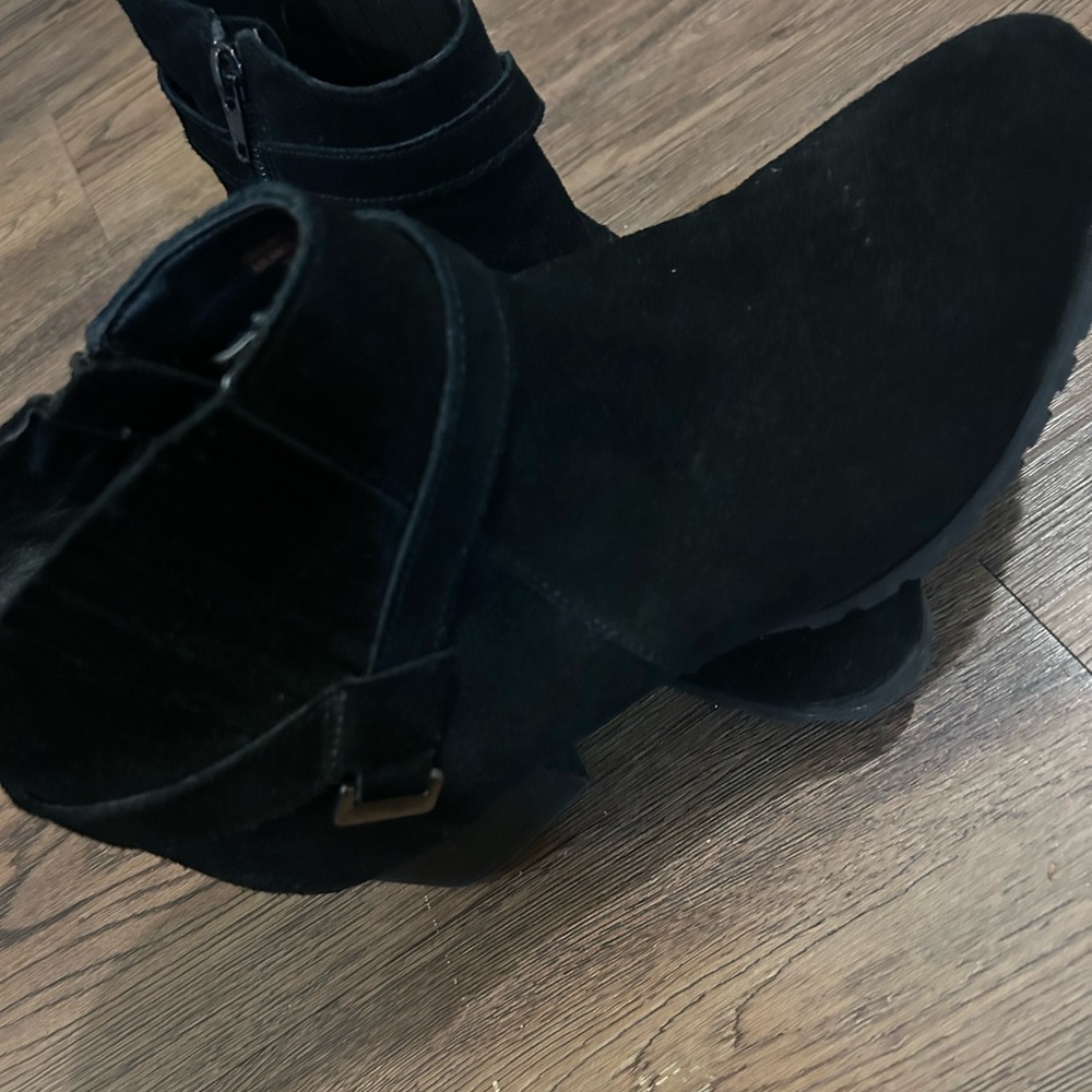 Crown Vintage Black Ankle Booties